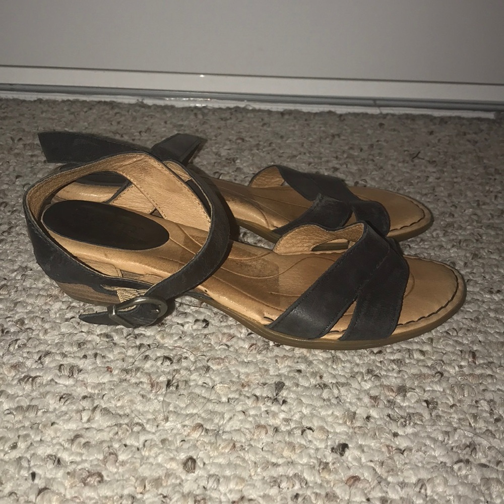 BORN Leather Strappy Black Sandals